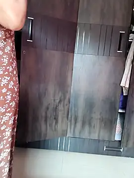 samitasharma online show from 2, 4, 2026