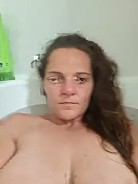 Snapshot of KillaKelli69 chatting on 7, 6, 2026 KillaKelli69 online show from 7, 6, 2026
