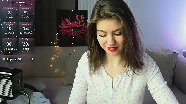 Selena grey  online show from 9, 2, 2025