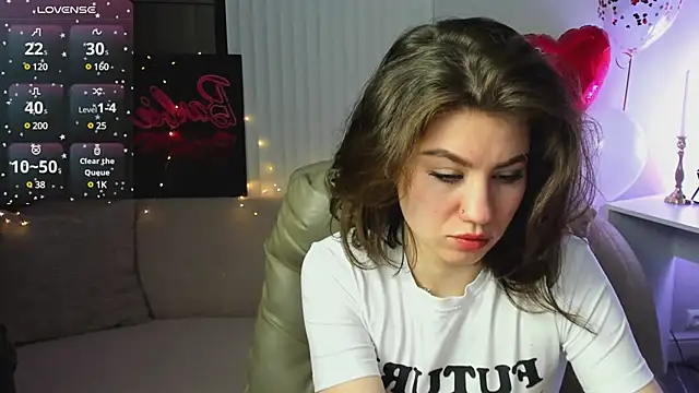 Selena grey  online show from 24, 2, 2025