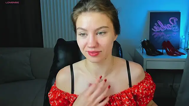 Selena grey  online show from 3, 10, 2025