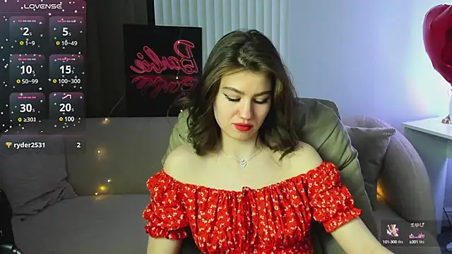 Selena grey  online show from 21, 2, 2025