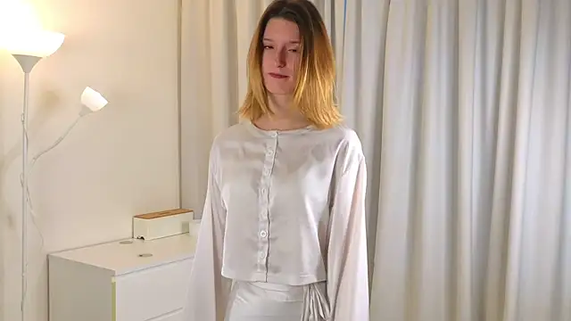 Fellissa online show from 10, 9, 2025