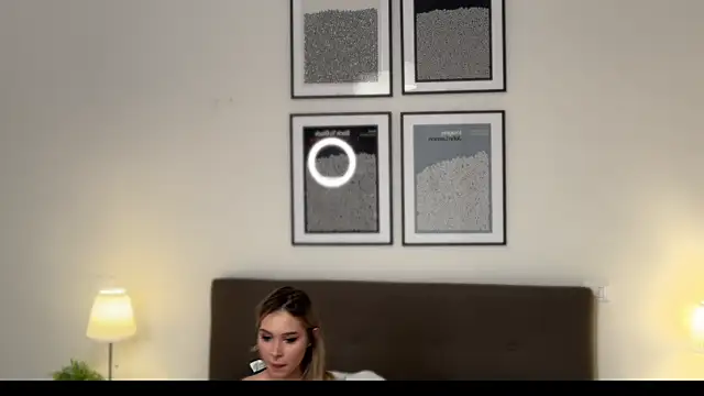 Snapshot of Tella_dream chatting on 7, 5, 2026 Tella dream online show from 7, 5, 2026