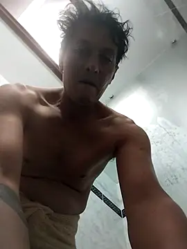 Snapshot of gigolopez1 chatting on 7, 8, 2026 gigolopez1 online show from 7, 8, 2026
