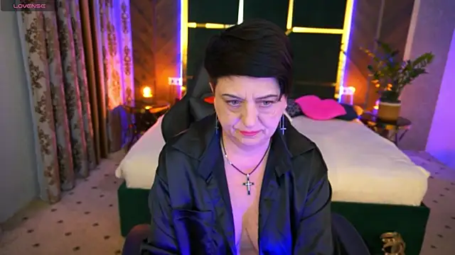 MilaSkyy online show from 8, 3, 2025