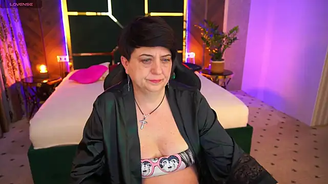MilaSkyy online show from 9, 3, 2025