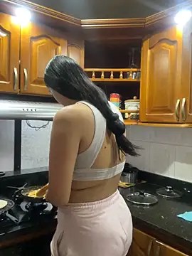 karla nill online show from 10, 11, 2025