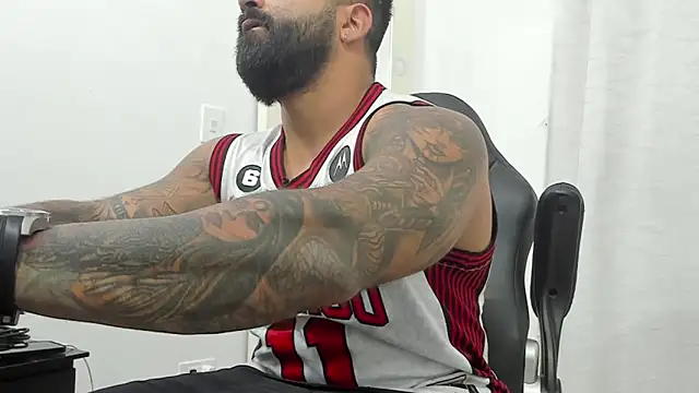 Lyon vach online show from 9, 3, 2025