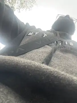 Lyon vach online show from 2, 12, 2025