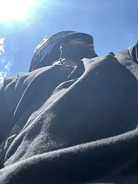 Lyon vach online show from 25, 10, 2025