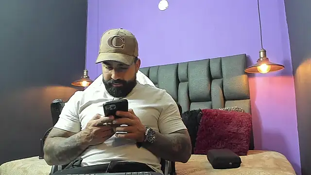 Lyon vach online show from 10, 9, 2025