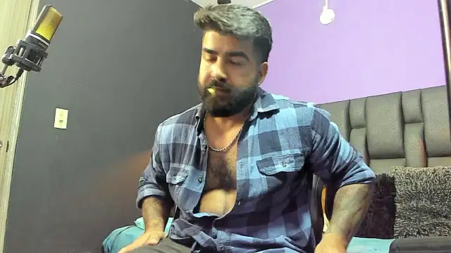 Lyon vach online show from 13, 3, 2026