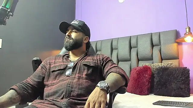 Lyon vach online show from 20, 9, 2025