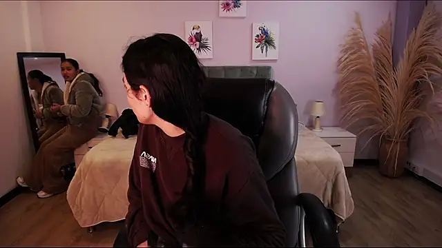 Icysweetcam online show from 29, 11, 2025