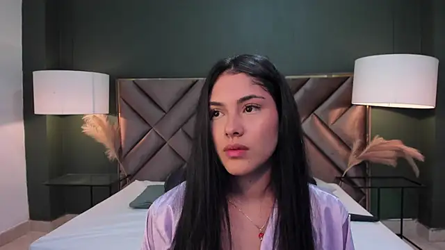 Mia Elowen online show from 21, 3, 2025