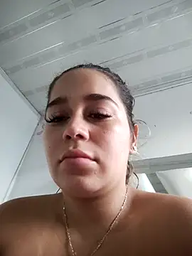 LaurenWelly  online show from 7, 4, 2026