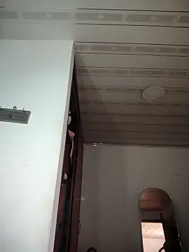 LaurenWelly  online show from 18, 4, 2026