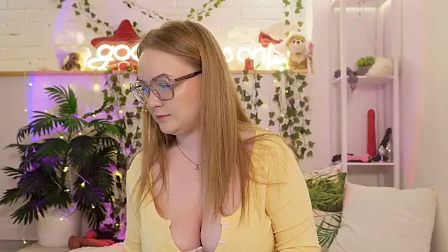 MonicaAsis online show from 1, 2, 2026