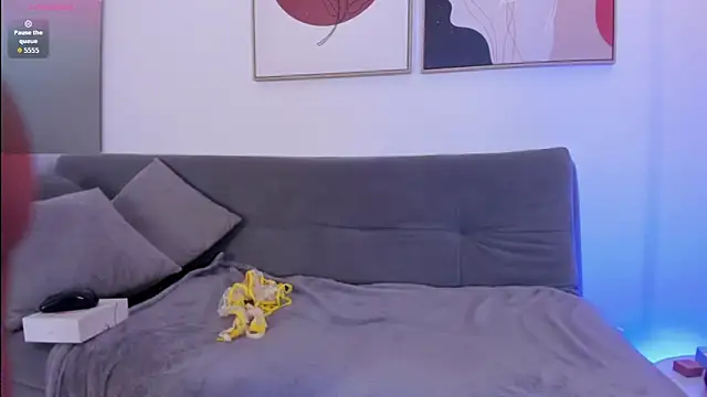 sofiiajones online show from 28, 3, 2026