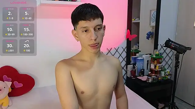 milky  boy  online show from 2, 12, 2025