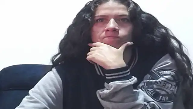 Snapshot of daniela_rivasth chatting on 5, 10, 2025 daniela rivasth online show from 5, 10, 2025