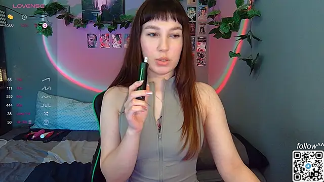 Cutie Vicky online show from 10, 1, 2025
