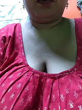 Snapshot of Rinki_Guptaa chatting on 2, 2, 2025 Rinki Guptaa online show from 2, 2, 2025