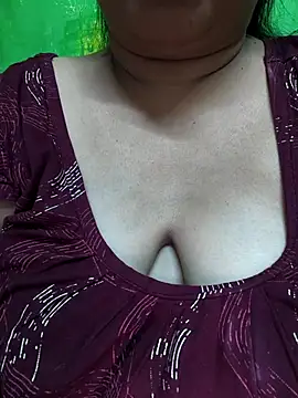 Snapshot of Rinki_Guptaa chatting on 2, 3, 2025 Rinki Guptaa online show from 2, 3, 2025