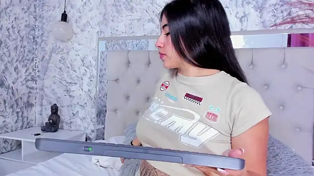 Megan rossee online show from 5, 11, 2025