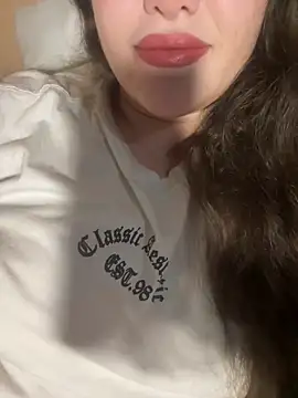 Elinatiranda online show from 12, 3, 2026