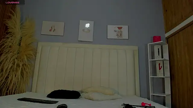 Paula-Brown1 online show from 17, 10, 2025