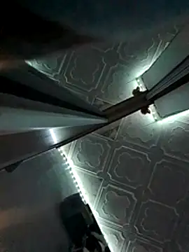 Rowena Vonnie online show from 5, 12, 2025