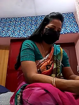 Snapshot of Tamil_sreelekha chatting on 1, 12, 2025 Tamil sreelekha online show from 1, 12, 2025