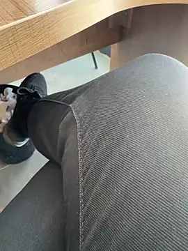 homidor online show from 27, 2, 2025