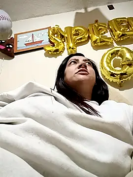 CORALINE GREYM online show from 6, 11, 2025