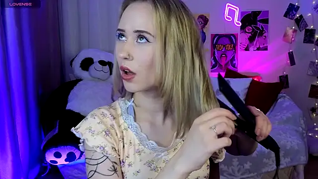 SashaBrooks online show from 24, 10, 2025