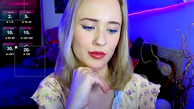 SashaBrooks online show from 22, 10, 2025