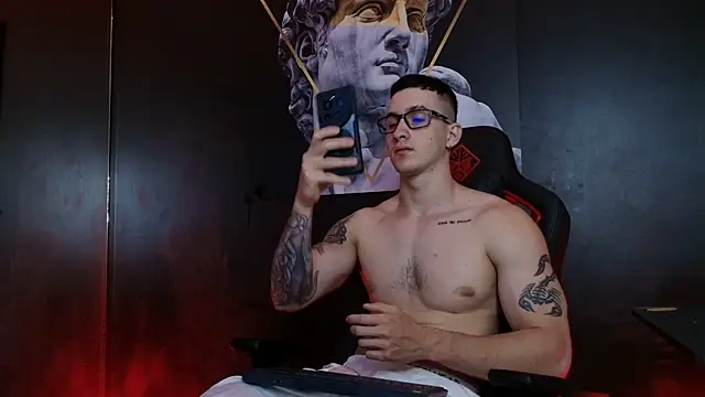 JacksonOlsenn online show from 30, 10, 2025