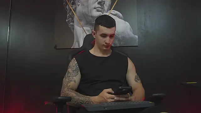 JacksonOlsenn online show from 28, 11, 2025