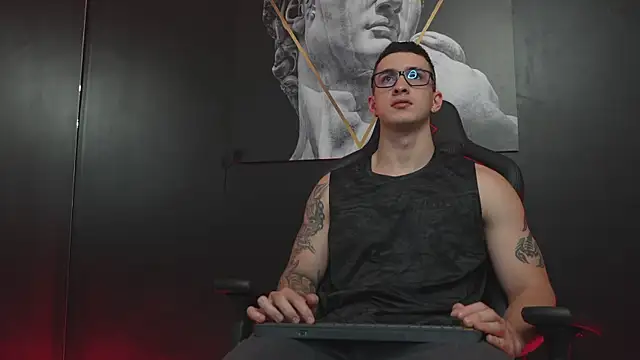 JacksonOlsenn online show from 18, 11, 2025