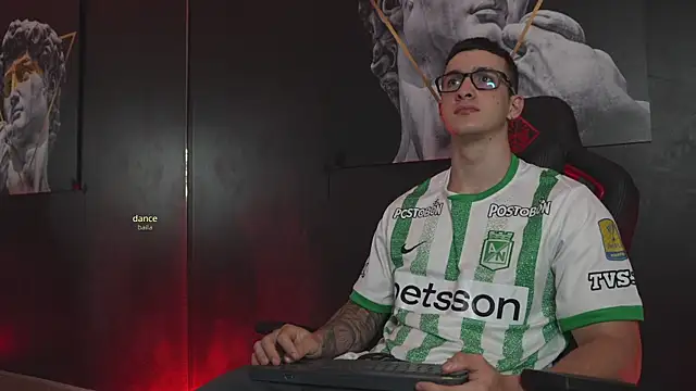 JacksonOlsenn online show from 11, 11, 2025