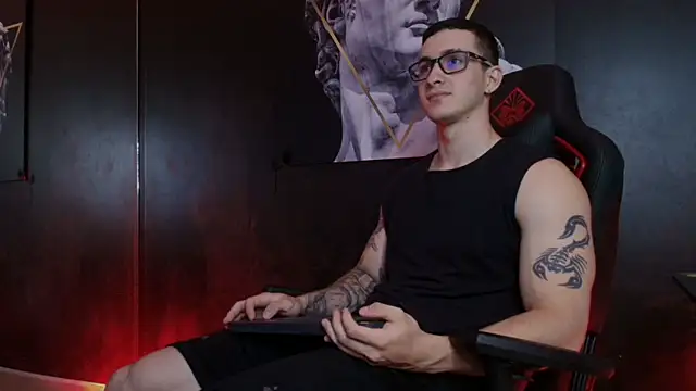 JacksonOlsenn online show from 27, 10, 2025