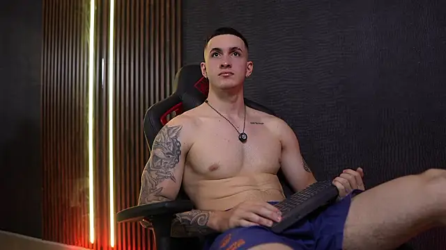 JacksonOlsenn online show from 14, 2, 2026