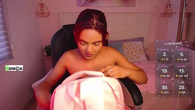 Cristal  adams online show from 14, 3, 2025
