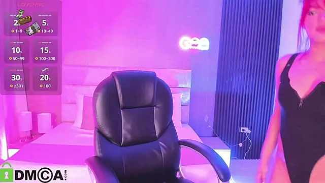 Cristal  adams online show from 22, 9, 2025