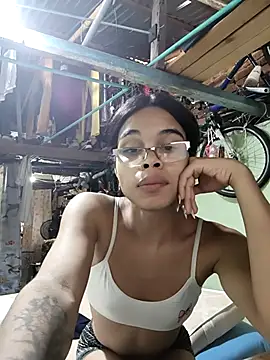 evelyn wine online show from 1, 12, 2025