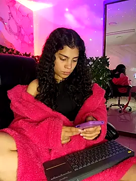 NINA 18 YEARS online show from 20, 11, 2025