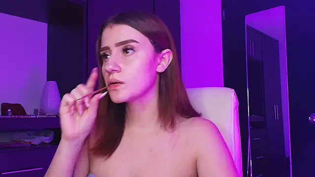 TinaJonnes  online show from 24, 4, 2026