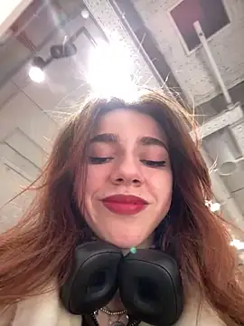 Lily  Belle online show from 6, 3, 2025